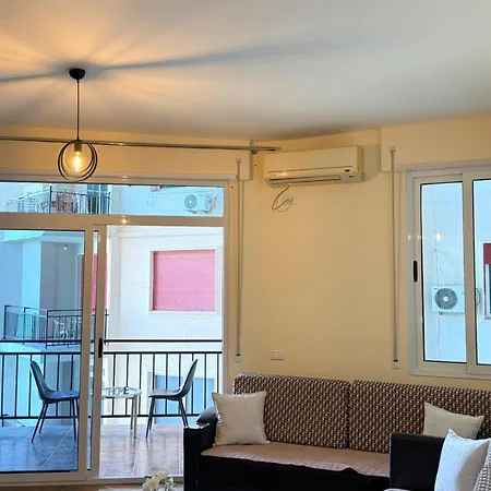 Apartment Kot 4 *